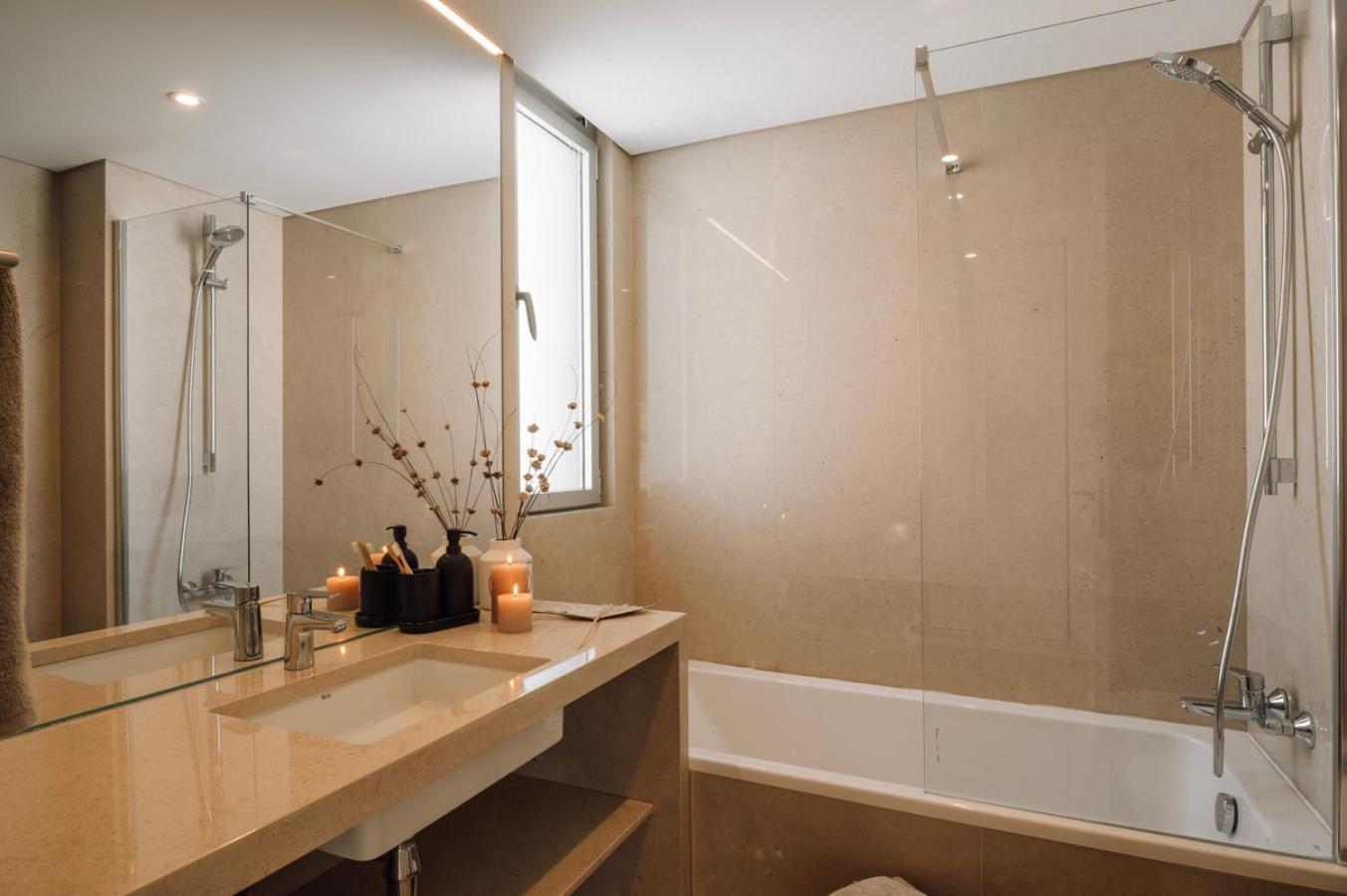 Apartment Marzano - 2 Bedrooms And Terrace In Alvalade *