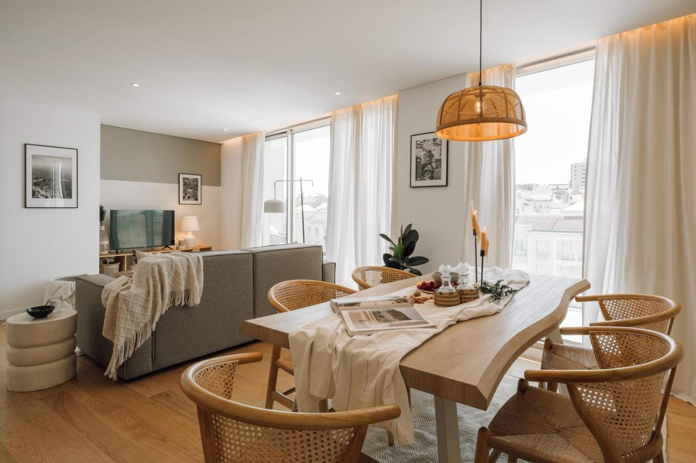 Marzano - 2 Bedrooms And Terrace In Alvalade Apartment *